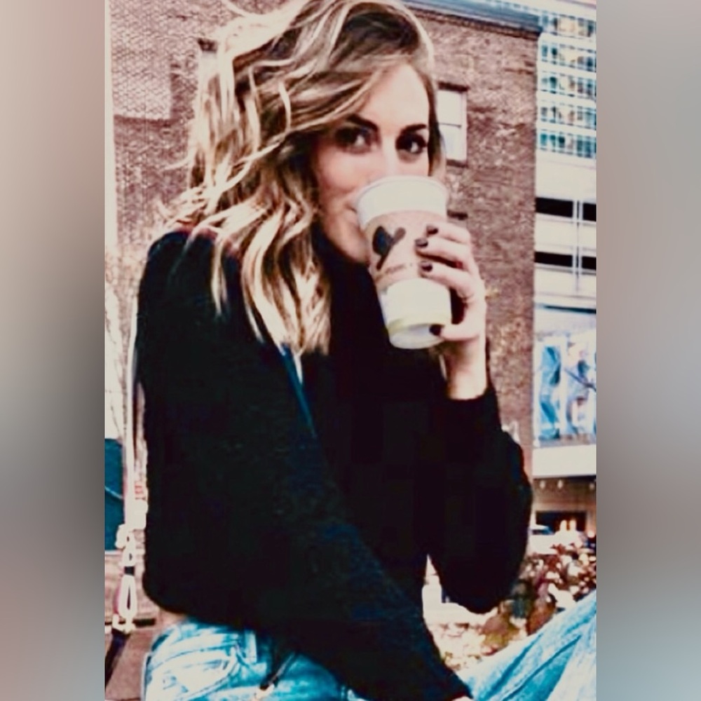 Black lightweight knit Top